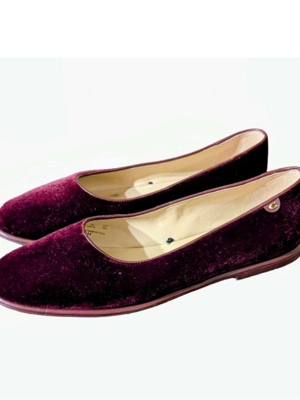 Coach Emilia Velvet Flats sz 9 in Rich Burgundy